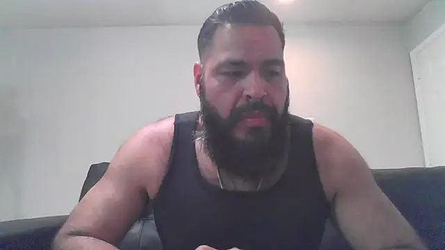 BigJohnBear39 online show from October 2025 05:41:02 AM