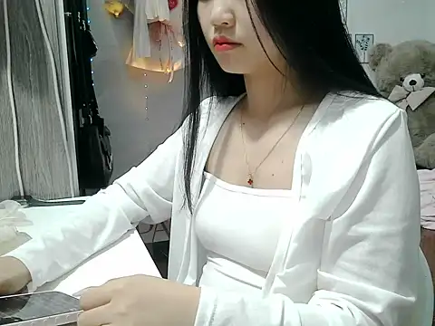 Snapshot of Bellazza039 chatting on June 2026 04:05:01 PM Bellazza039 online show from June 2026 04:05:01 PM