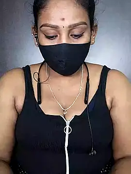 Snapshot of tamil_Monisha chatting on November 2025 05:03:02 PM tamil Monisha online show from November 2025 05:03:02 PM