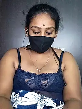 Snapshot of tamil_Monisha chatting on December 2025 08:04:02 PM tamil Monisha online show from December 2025 08:04:02 PM