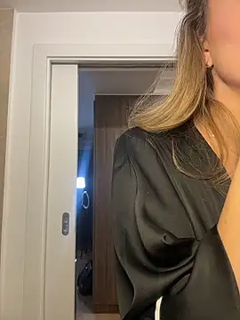 AvaMaddisson online show from February 2026 03:18:01 AM