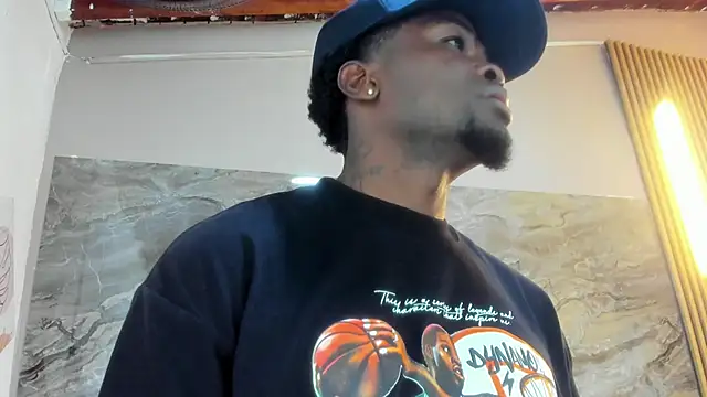 COMPTON 01 online show from October 2025 04:03:01 AM