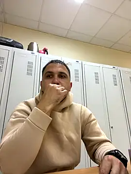 Mahrovmaxim online show from November 2025 07:13:01 AM