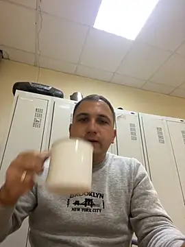 Mahrovmaxim online show from October 2025 06:14:02 AM