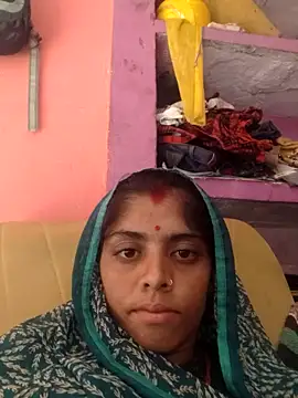 CWEETY-12 online show from October 2025 09:44:01 AM