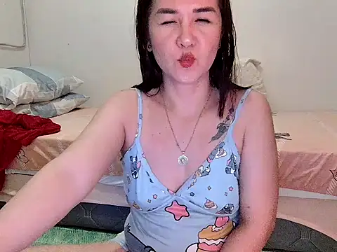 KissHott online show from July 2026 01:29:02 PM