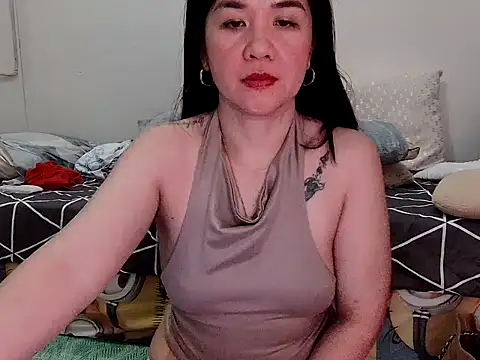 KissHott online show from May 2026 02:26:01 AM