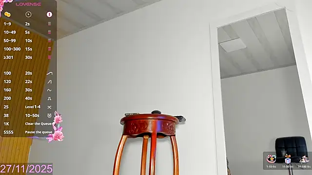 Snapshot of bella_tinkerbell_bahamas chatting on December 2025 08:52:01 PM bella tinkerbell bahamas online show from December 2025 08:52:01 PM