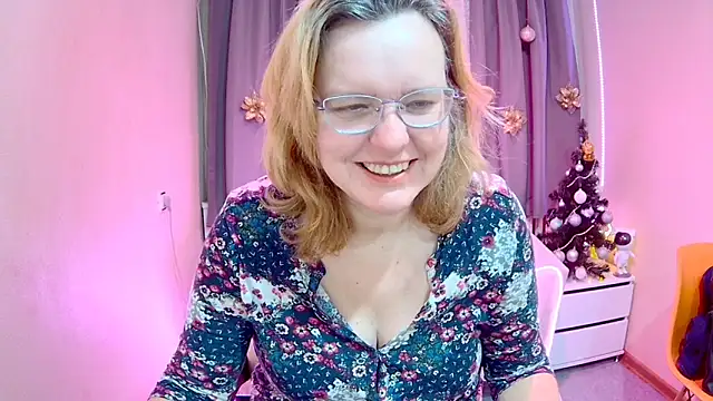 Snapshot of VestaWoody chatting on November 2025 07:19:01 AM VestaWoody online show from November 2025 07:19:01 AM