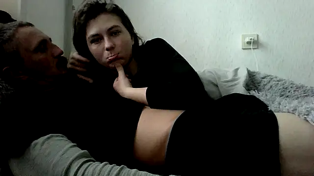 Twolatte1520 online show from May 2026 08:11:01 AM