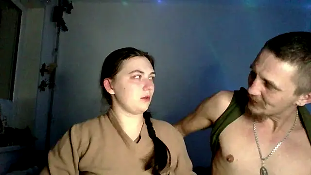 Twolatte1520 online show from March 2026 11:00:01 PM