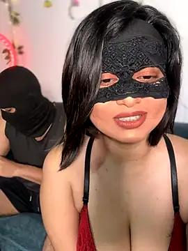Snapshot of Eleena_AND_Tyler chatting on October 2025 04:13:02 AM Eleena AND Tyler online show from October 2025 04:13:02 AM
