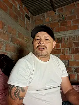 lady and charly online show from December 2025 01:38:02 AM