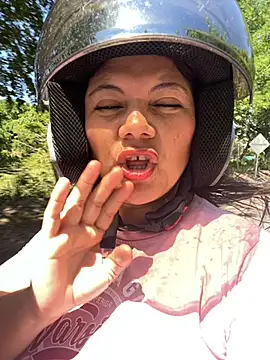 lady and charly online show from November 2025 04:44:01 PM