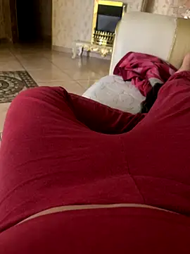 Bionda19 online show from November 2025 11:48:01 AM