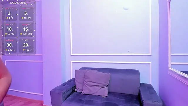 AliceJackkson online show from November 2025 12:05:02 PM