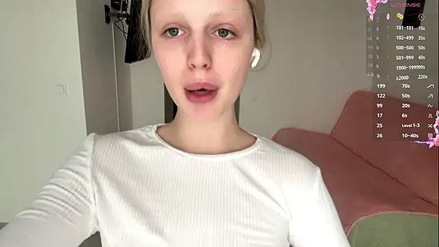 GilySuper online show from April 2026 11:13:01 AM