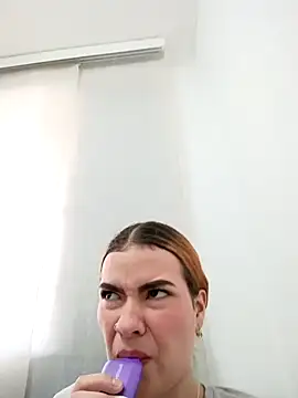 abby murphy online show from December 2025 09:59:01 PM