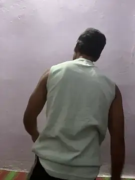 OooYessboyy online show from November 2025 06:01:02 PM