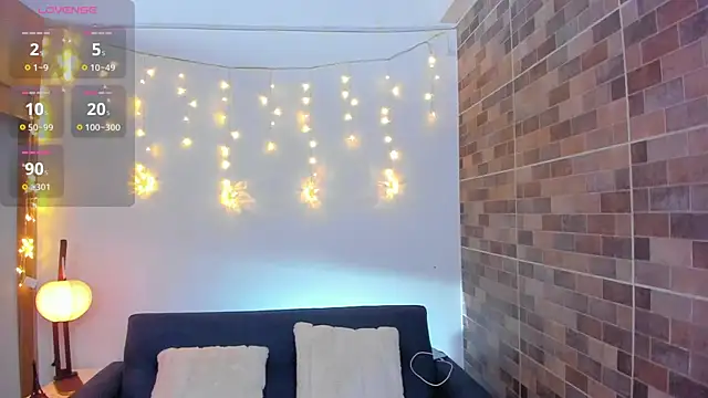 luna valen online show from January 2026 09:08:01 PM