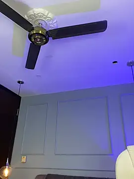 Rose monroee online show from April 2026 07:48:01 PM