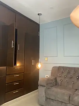 Snapshot of Rose_monroee chatting on February 2026 06:15:02 PM Rose monroee online show from February 2026 06:15:02 PM