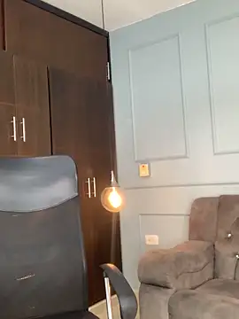 Rose monroee online show from November 2025 12:39:02 PM