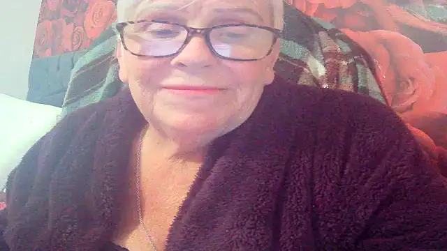 Snapshot of Playful_MILF_Demi chatting on June 2026 08:24:02 PM Playful MILF Demi online show from June 2026 08:24:02 PM