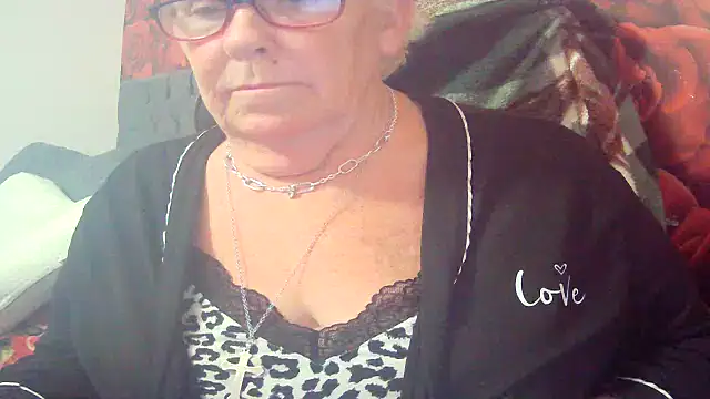 Playful MILF Demi online show from May 2026 12:25:02 PM