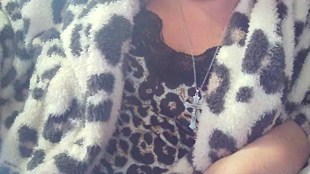 Playful MILF Demi online show from February 2026 11:10:01 AM