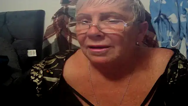 Snapshot of Playful_MILF_Demi chatting on June 2026 07:19:02 PM Playful MILF Demi online show from June 2026 07:19:02 PM