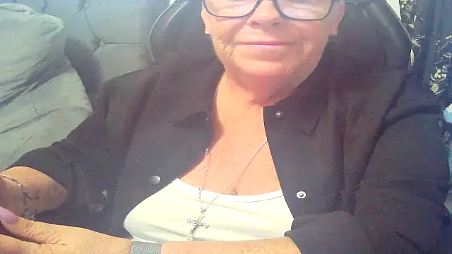 Snapshot of Playful_MILF_Demi chatting on July 2026 12:55:01 PM Playful MILF Demi online show from July 2026 12:55:01 PM
