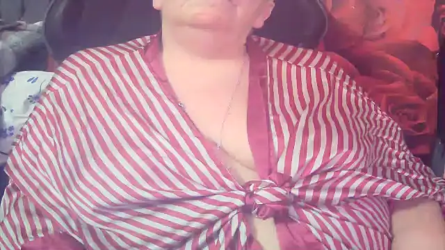 Playful MILF Demi online show from February 2026 08:30:01 PM