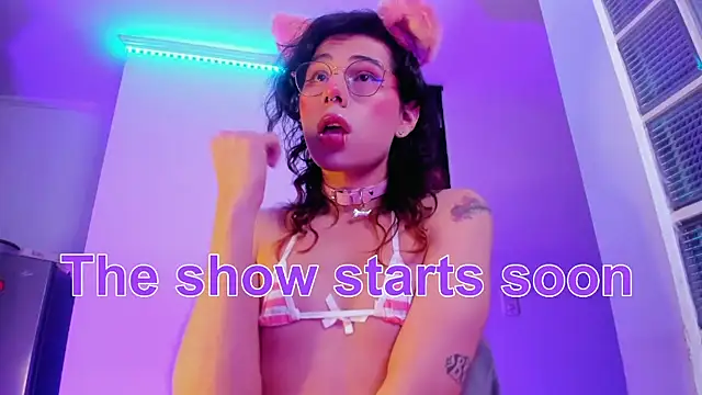 Sweet-SharoKitty online show from February 2026 02:25:02 PM