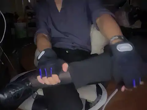 Wuza-H online show from November 2025 08:35:01 PM