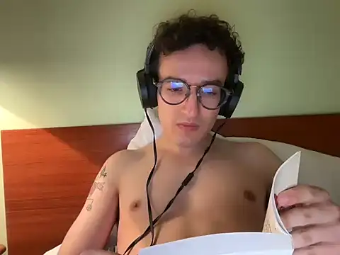 Poeta98xh online show from October 2025 08:54:02 PM