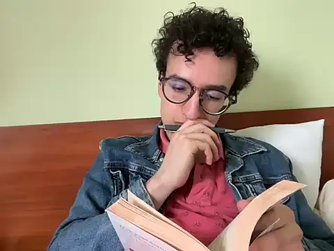 Poeta98xh online show from October 2025 01:56:02 PM