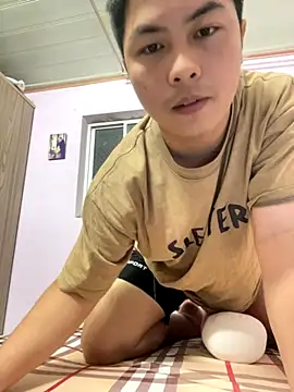 Snapshot of Zynzel chatting on October 2025 12:17:02 PM Zynzel online show from October 2025 12:17:02 PM