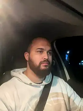 Snapshot of mayday2025m chatting on October 2025 01:18:01 AM mayday2025m online show from October 2025 01:18:01 AM