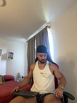 Ezzio Scolaro online show from March 2026 02:51:01 PM