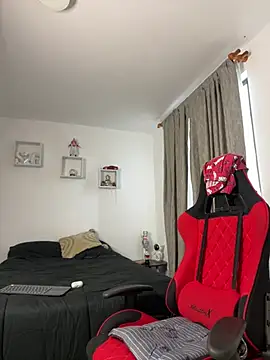 Ezzio Scolaro online show from March 2026 10:05:02 PM