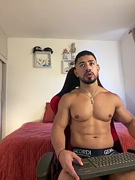 Ezzio Scolaro online show from April 2026 10:34:02 PM