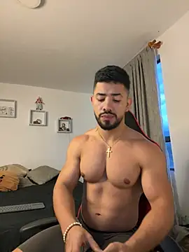 Ezzio Scolaro online show from March 2026 11:16:02 PM