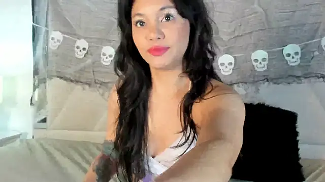 Snapshot of Valeryss_ chatting on October 2025 12:35:01 PM Valeryss online show from October 2025 12:35:01 PM