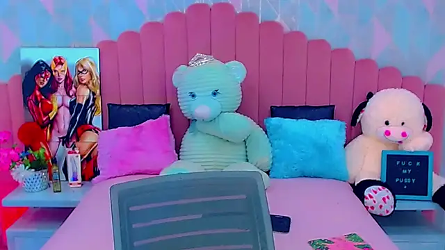 Snapshot of miss_dania75 chatting on November 2025 05:19:02 AM miss dania75 online show from November 2025 05:19:02 AM