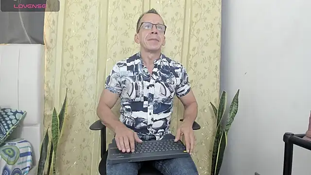  axelking  online show from July 2026 11:44:02 AM