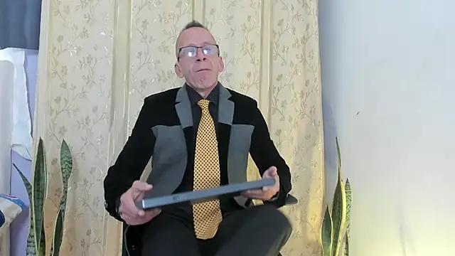  axelking  online show from May 2026 11:35:02 AM