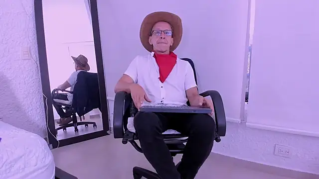  axelking  online show from February 2026 11:33:02 AM