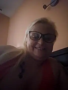 NieMaJazdyBezGwiazdy7883 online show from October 2025 08:16:02 AM