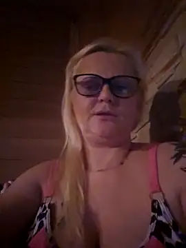 NieMaJazdyBezGwiazdy7883 online show from October 2025 05:36:02 PM